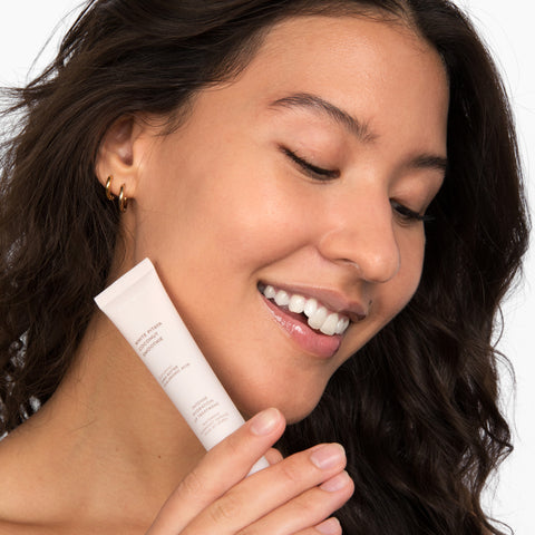 White Pitaya Coconut Lip Treatment - ESW Beauty